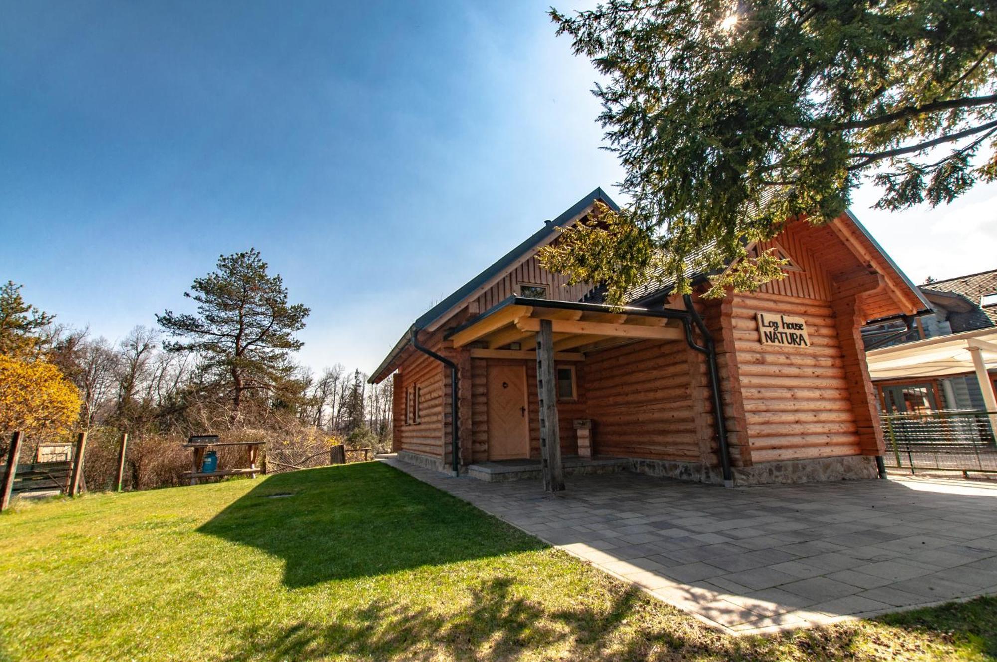 Log House Natura Radovljica Esterno foto